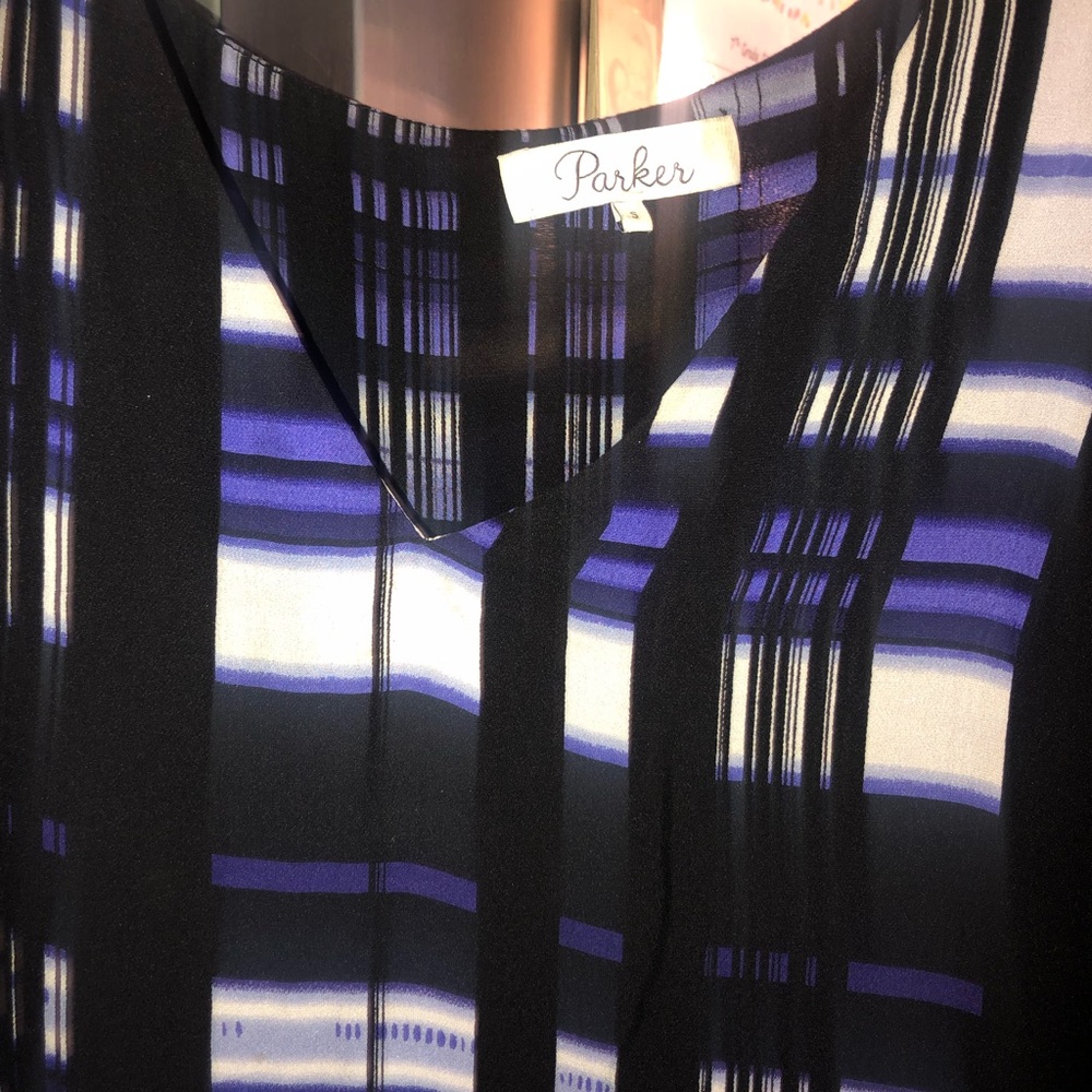 Parker 100% silk flowing blouse